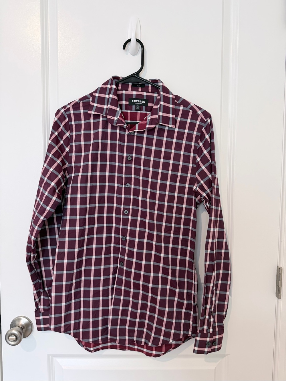 Express Men's Maroon and White Plaid Button-Down Shirt